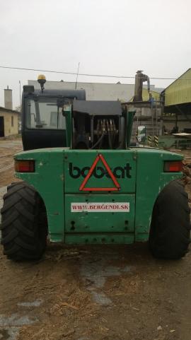 Predám nakladač bobcat T3071