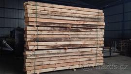 Prodáme borovicové hranoly o rozměru 180x140x4000