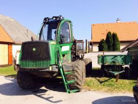 Vývozná súprava na drevo JOHN DEERE 1210E