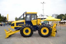 SKIDDER ECOTRAC 120V