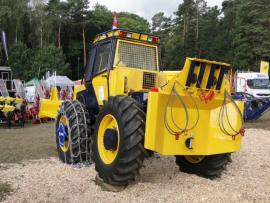 SKIDDER ECOTRAC 120V