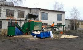 PRŮMYSLOVÝ ŠTÍPAČ DŘEVA K540 model E37 s baličkou