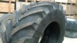 predám pneumatiky na traktor, vhodné pre lesníctvo a poľnohospodárstvo