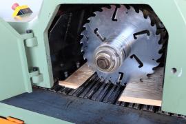 Rozmietacia píla Cosmec SM 320 - 22kW motor
