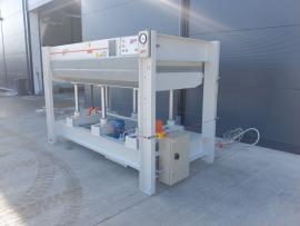 Dyhovací lis Italpresse 2500x1300mm vodné ohrievanie