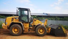 CATERPILLAR 914K na predaj