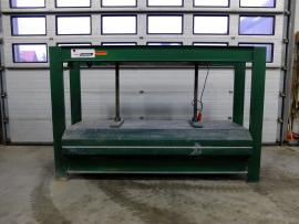 Skrutkový motorický lis Italpresse 2200x1000mm