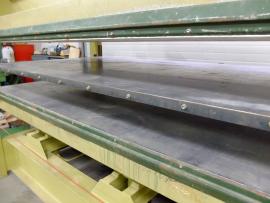 Dyhovací lis ORMA dvojetážový 3000x1300mm vodné ohrievanie