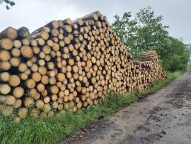 Smrková kulatina