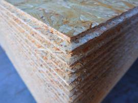 Prodej OSB desek s pérem a drážkou 675 x 2500 mm v tloušťce 12 – 25 mm
