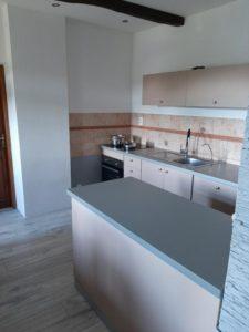 Porez a hranovanie veľkoplošného materiálu