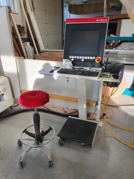 CNC drevoobrábacie centrum SCM