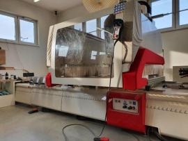 CNC drevoobrábacie centrum SCM