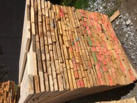 Predáme laty 50x30 4m a dosky hrúbka 25mm šírka 60-180 dĺžka 2m