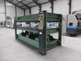Dyhovací lis ORMA 3000x1300mm plošný vodné ohrievanie