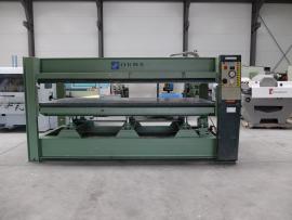 Dyhovací lis ORMA 3000x1300mm plošný vodné ohrievanie
