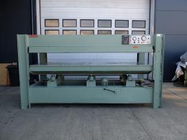 Dyhovací lis ITALPRESSE 3000x1300mm plošný vodné ohrievanie