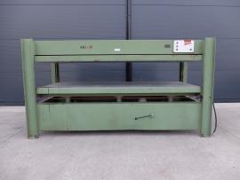 Dyhovací lis ITALPRESSE 3000x1300mm plošný na studeno