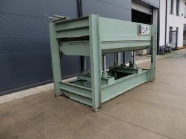 Dyhovací lis ITALPRESSE 2500x1300mm plošný vodné ohrievanie