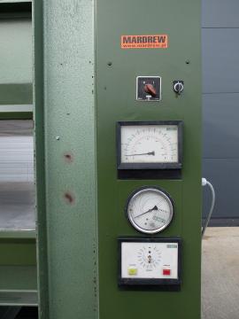 Dyhovací lis COLOMBO 2500x1300mm plošný vodné ohrievanie