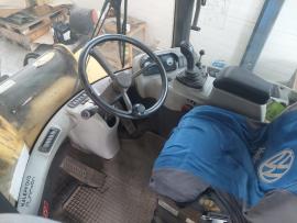 Kĺbový nakladač NEW HOLLAND W80TC