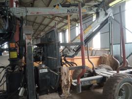 Predám traktor Zetor Forterra 120 + vyvážačku Kesla