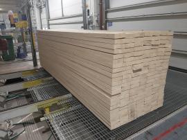 Finské řezivo smrk 50x150 výroba Kokisen Oy délky 4,2 - 6m