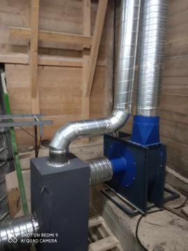 Transportné ventilátory pílin prachu vzduchu a cyklonovy odlučovač