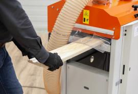 Wood-Mizer představuje tvarovačku/srovnávačku/rozmítací pilu MP220