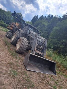 Lesní traktor VALTRA T193 |  Lesnická technika | Dřevoobráběcí stroje | KOMITrade s.r.o.