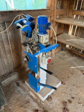 Úhlová kotoučová pila Walter  |  Pilařská technika | Dřevoobráběcí stroje | Drekos Made s.r.o