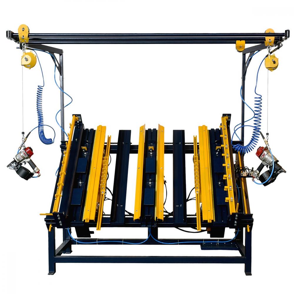 Paletovacie montážne stoly na výrobu drevených paliet 